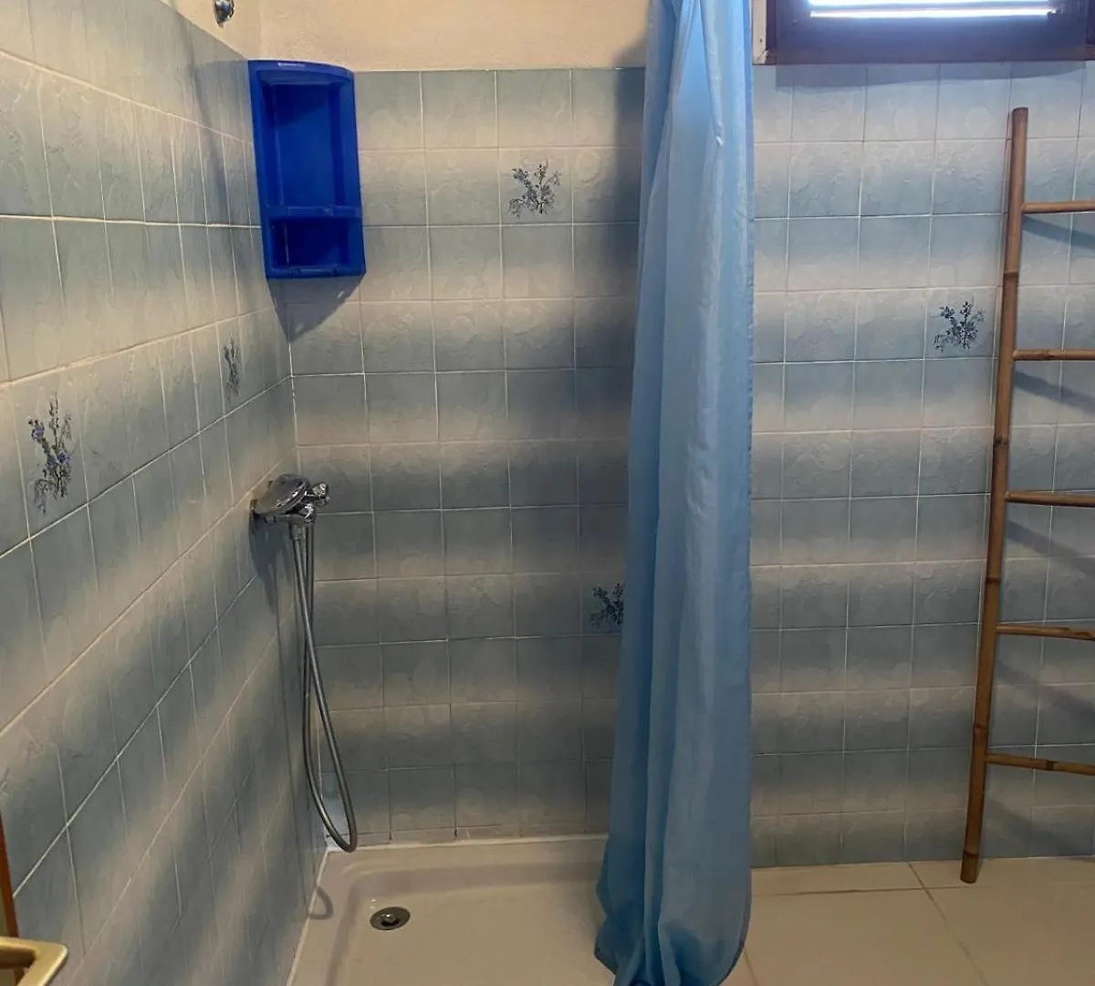 Villa Logement F6 Tres Spacieux, A La Croisee Des Chemins Le Robert